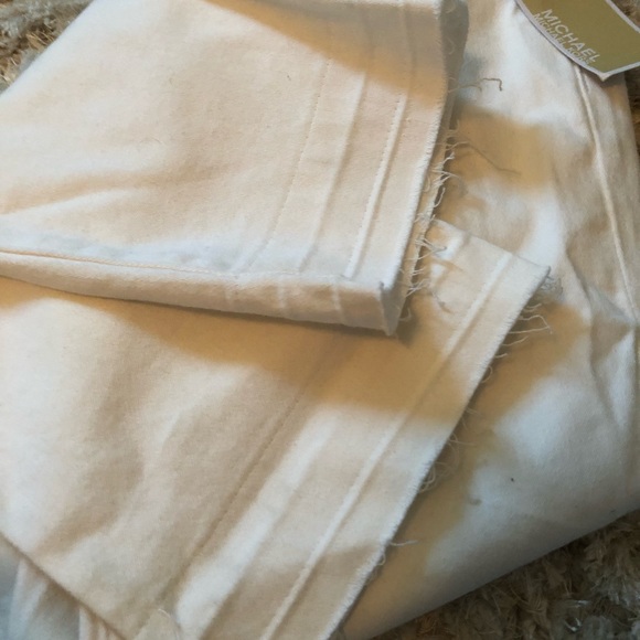 Michael Kors Cropped Jeans NWT - Picture 9 of 10